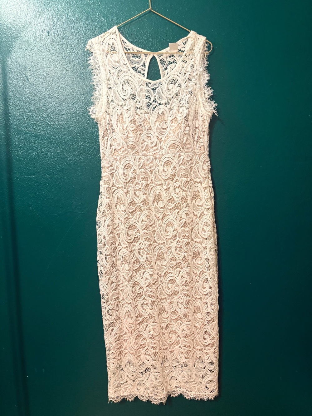 Sleeveless Cream Lace Midi Dress with Keyhole Back